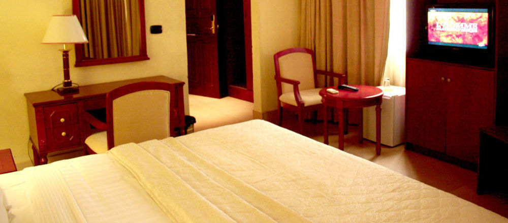Palace Hotel Ouagadougou Exterior photo