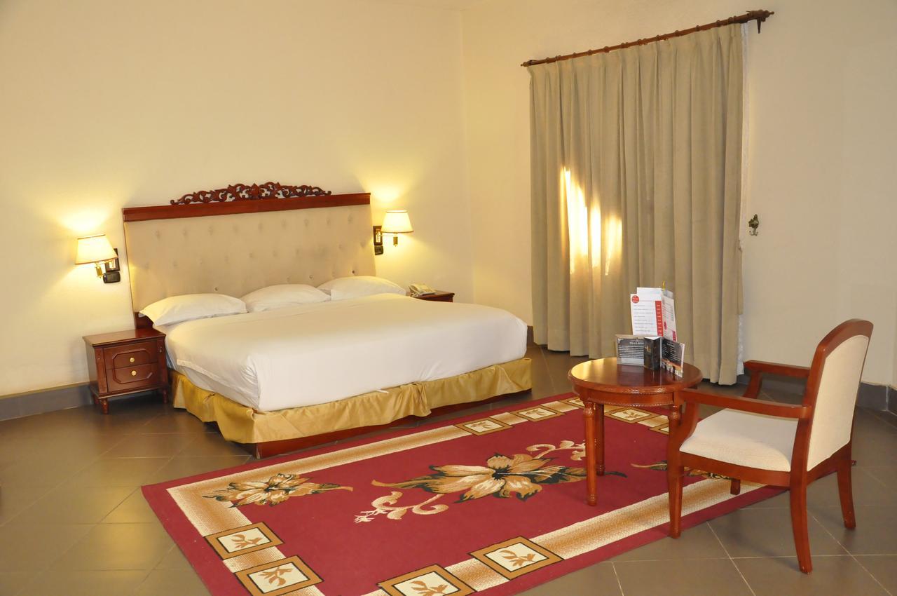 Palace Hotel Ouagadougou Exterior photo